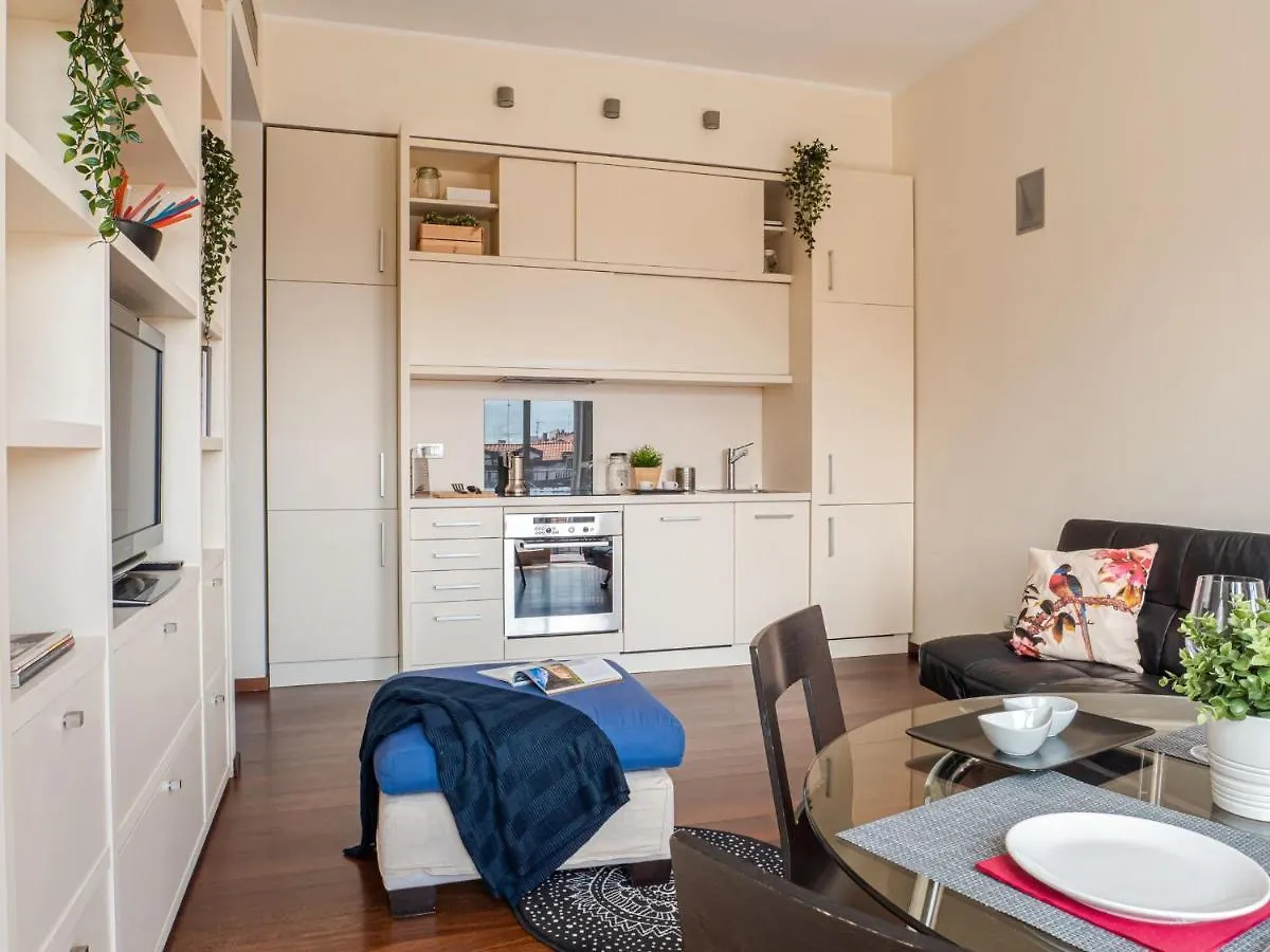 The Best Rent - Bright Two Rooms Apartment Near Cattolica University ميلان إيطاليا
