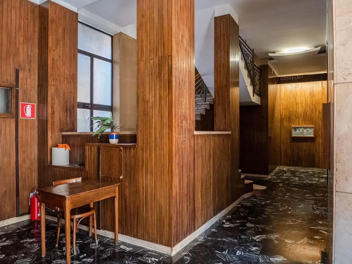 The Best Rent - Bright Two Rooms Apartment Near Cattolica University ميلان