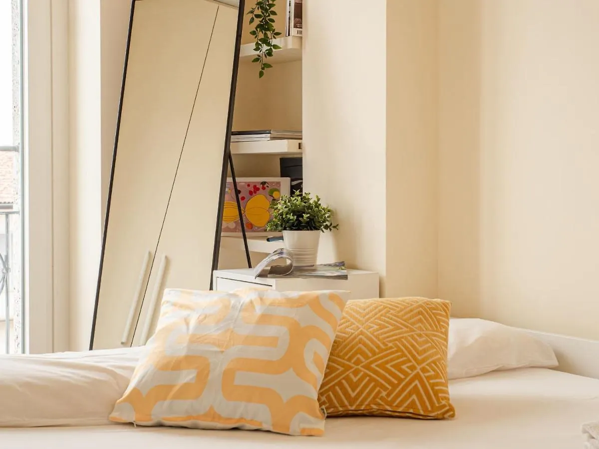 The Best Rent - Bright Two Rooms Apartment Near Cattolica University Mediolan