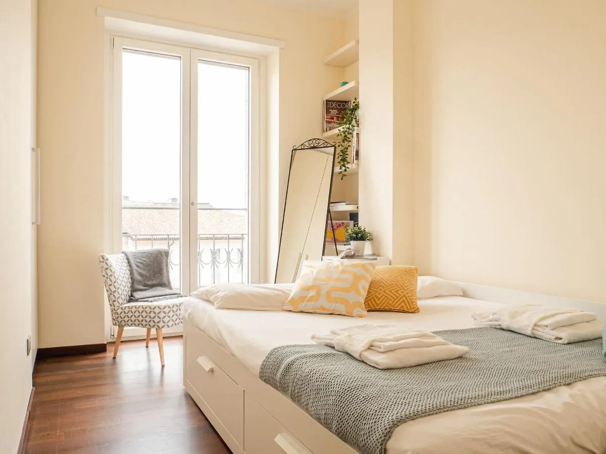 The Best Rent - Bright Two Rooms Apartment Near Cattolica University Mediolan