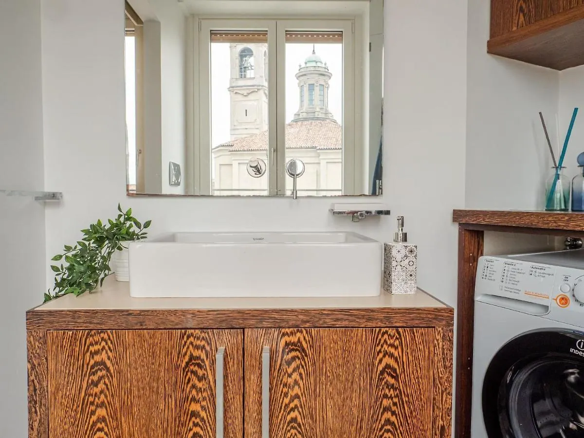 The Best Rent - Bright Two Rooms Apartment Near Cattolica University Mediolan